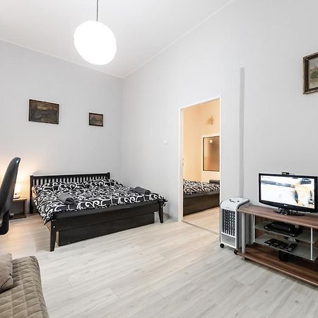 Apartman Letna Prag Eksteriør billede