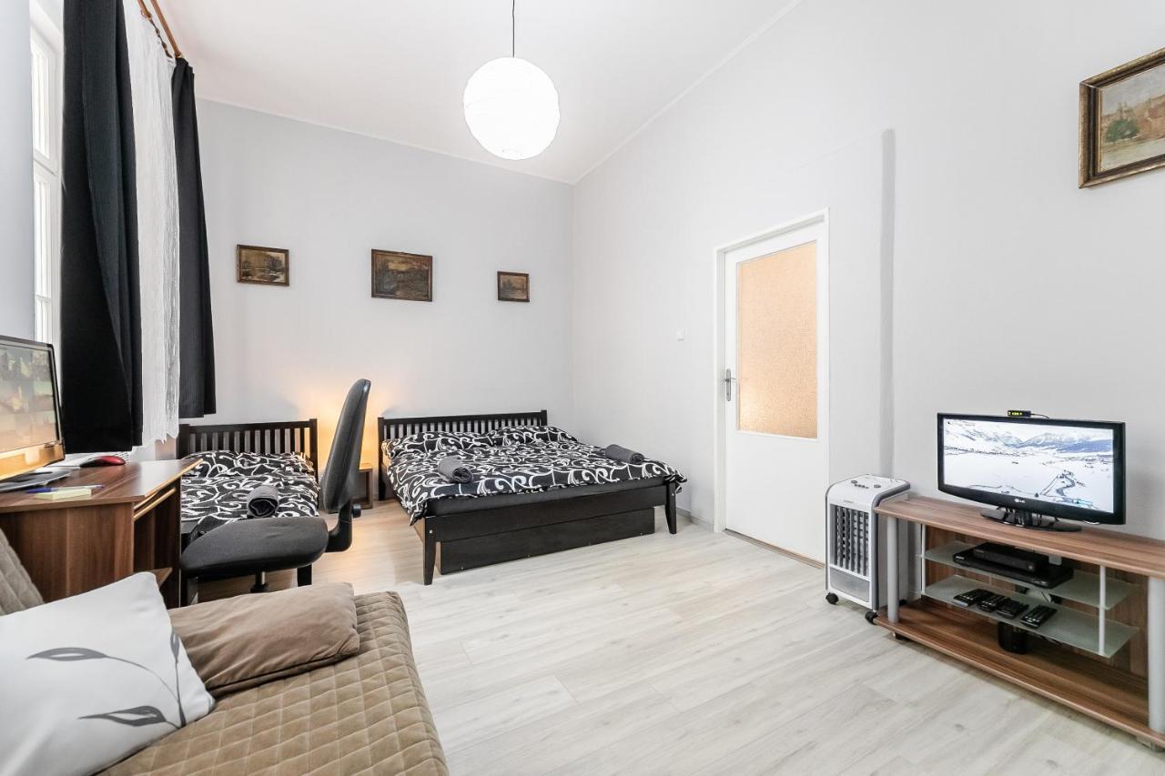 Apartman Letna Prag Eksteriør billede