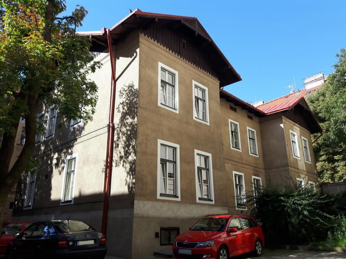Apartman Letna Prag Eksteriør billede